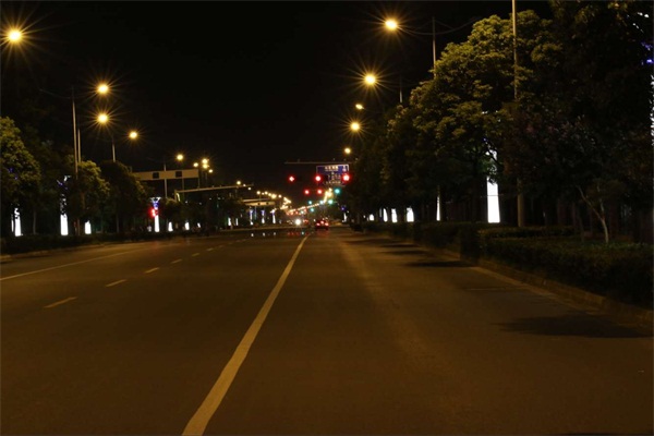 城市及道路照明